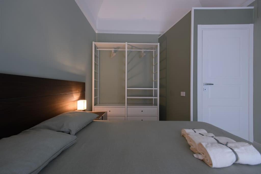 Alessia Holiday House 90Mq Salerno Centro المظهر الخارجي الصورة