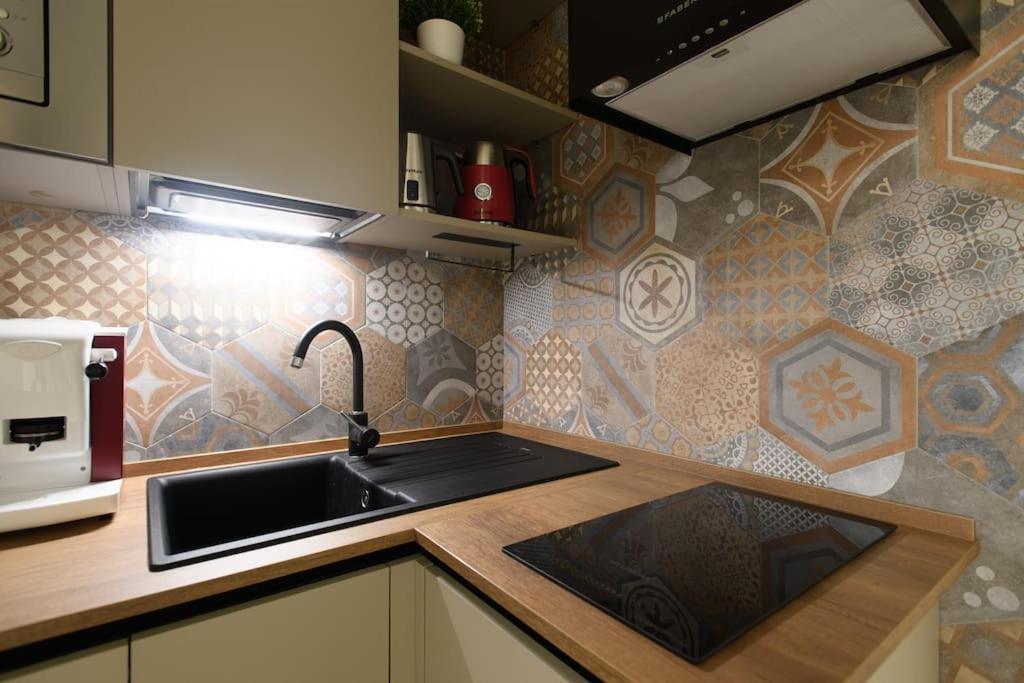 Alessia Holiday House 90Mq Salerno Centro المظهر الخارجي الصورة